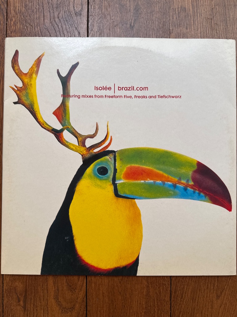 Pochette de Isolée – Brazil.com