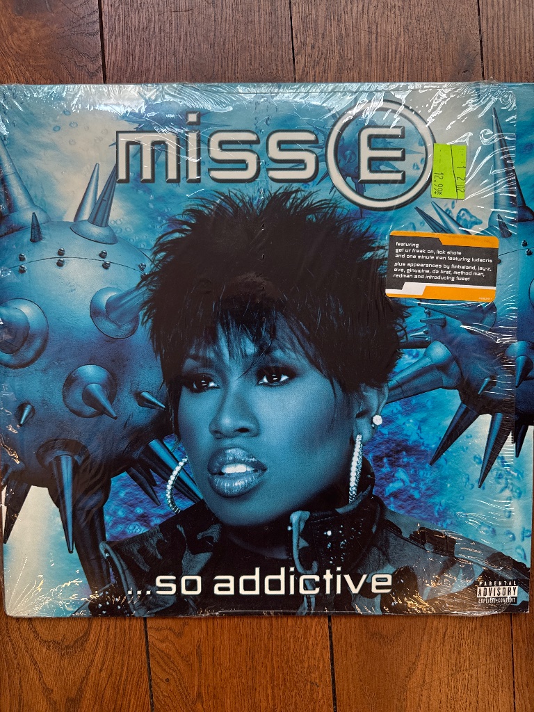 Pochette de Missy Elliott – Miss E... So Addictive